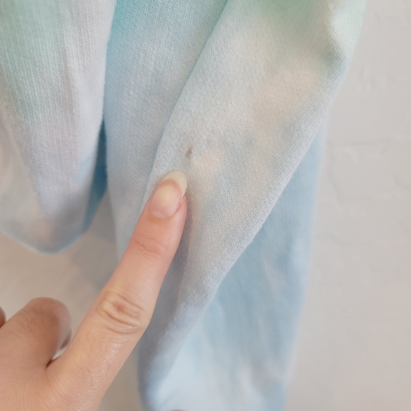 NWT AC/DC Tie Dye Graphic Cropped Hoodie Sweater - Picture 2 of 16